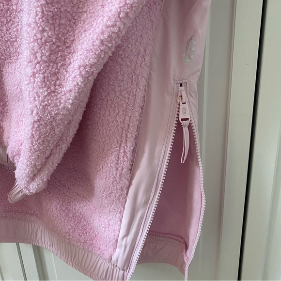 FP Movement Fuzzy Was She Fleece Pullover | Size Medium - Picture 11 of 12